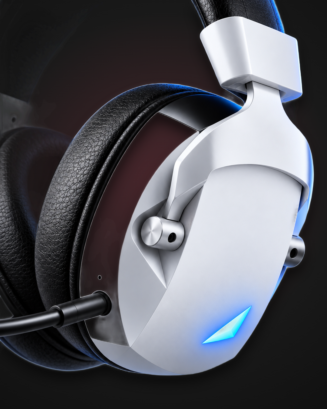 FOCUS S6 Gaming Headset White - ear cup detail